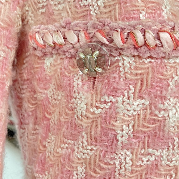 Chanel pink houndstooth wool skirt suit from Supermarket collection - Picture 7 of 13